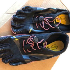 New! Vibram Women's KSO EVO-W